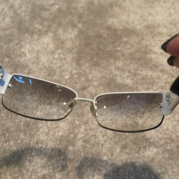 Chanel sunglasses: RARE - Picture 3 of 11